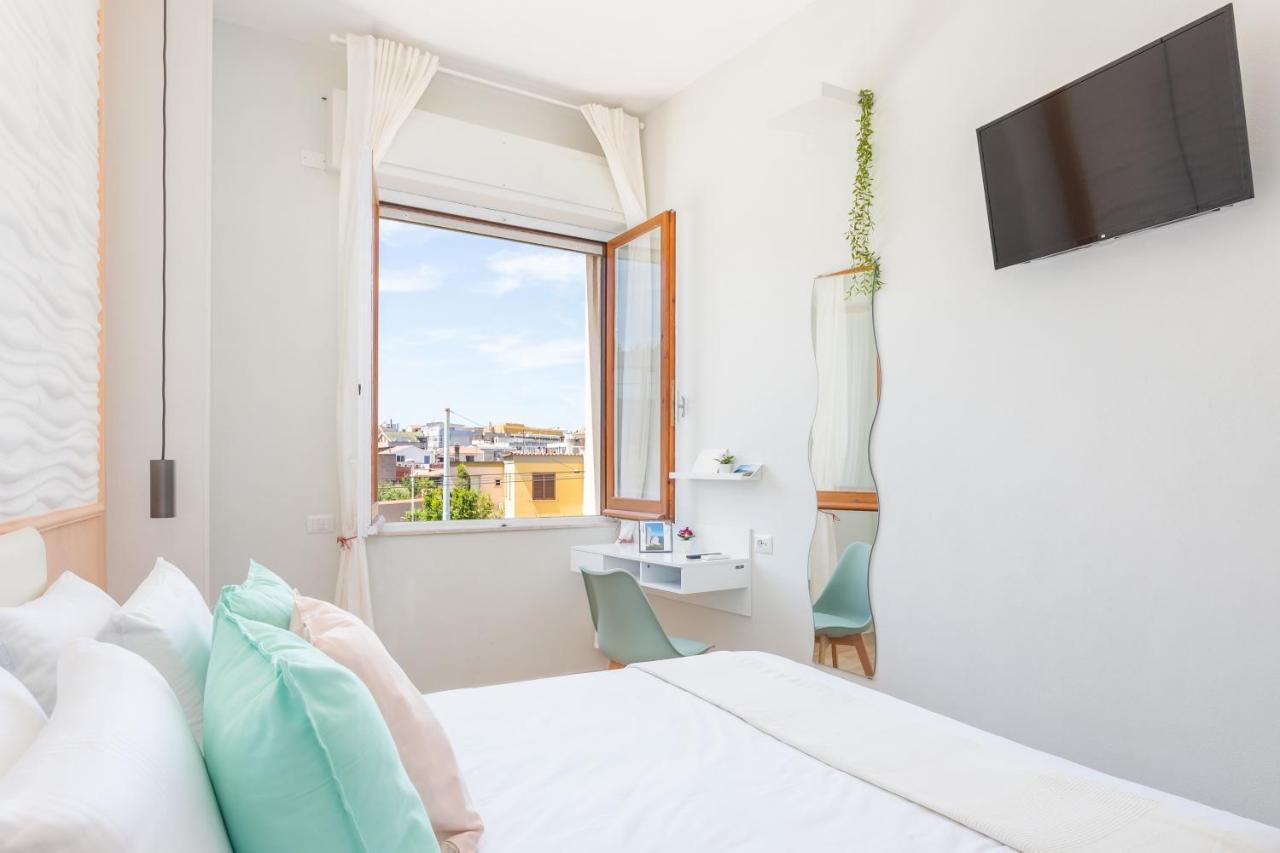Domus Laetitiae Rooms & Apartments Quartu SantʼElena Exterior foto